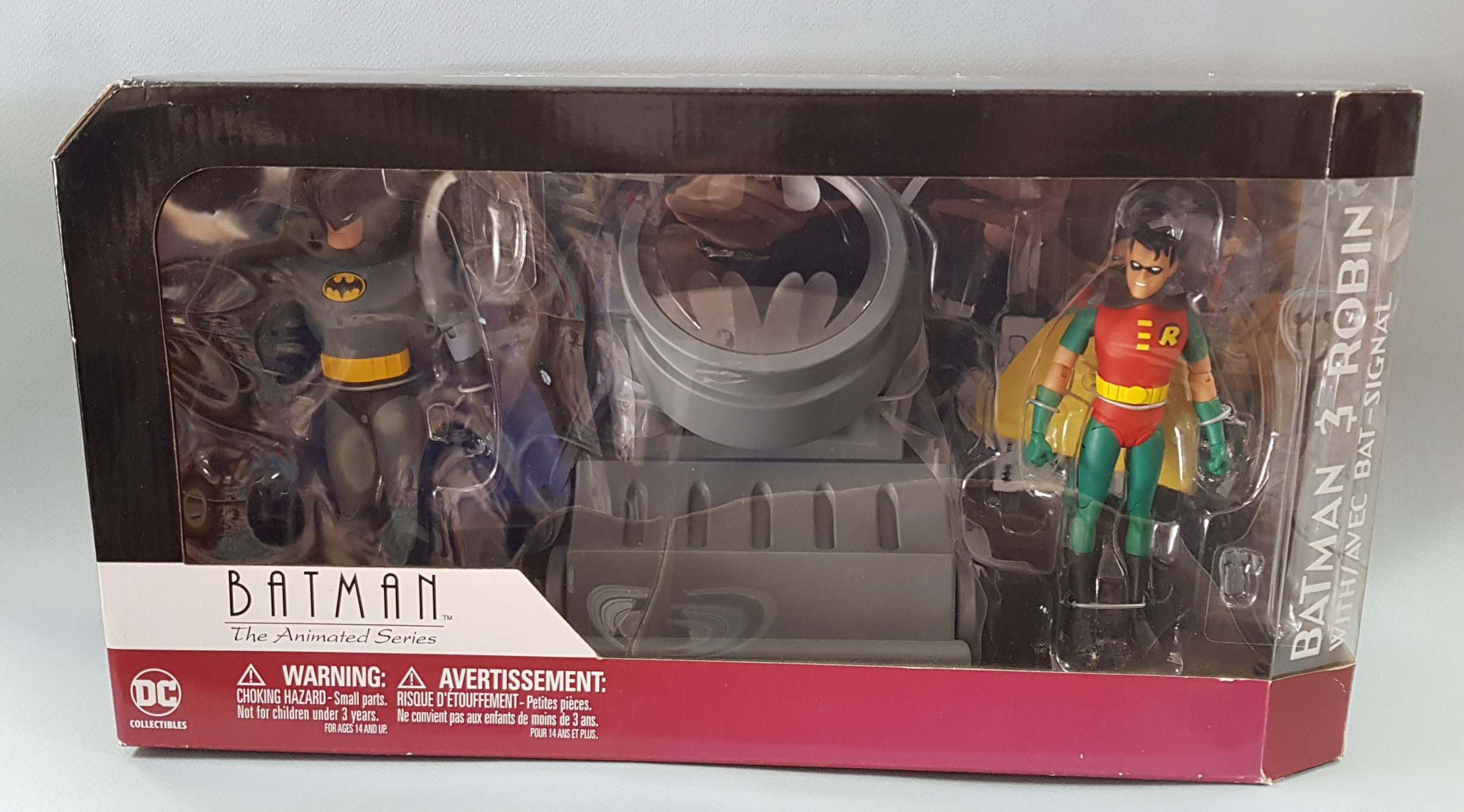 DC Collectibles BATMAN THE ANIMATED SERIES: BATMAN & ROBIN ACTION FIGURES WITH BAT-SIGNAL